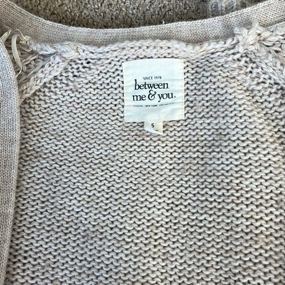 Cardigan - Picture 2 of 2